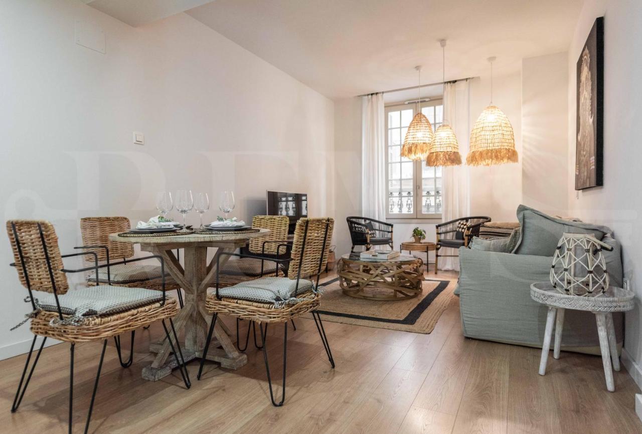 Lovely Boho Apartment With Parking - Historic Center By Rems Málaga Exterior foto